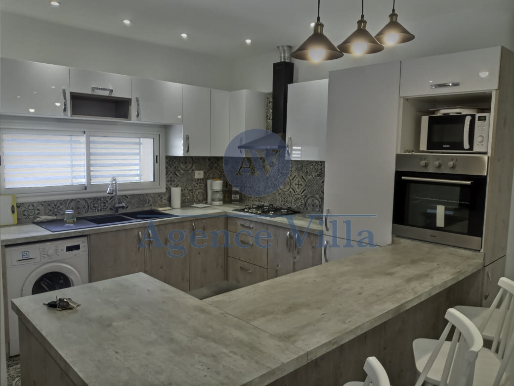 La Marsa&nbsp;Sidi Daoud&nbsp;Location&nbsp;Appart. 3 pi�ces&nbsp;S2 avec grand jardin a sidi daoud la marsa