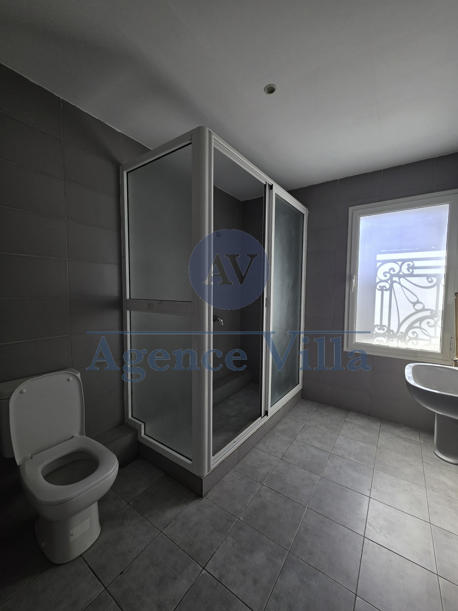 Location&nbsp;Appart. 5 pi�ces+