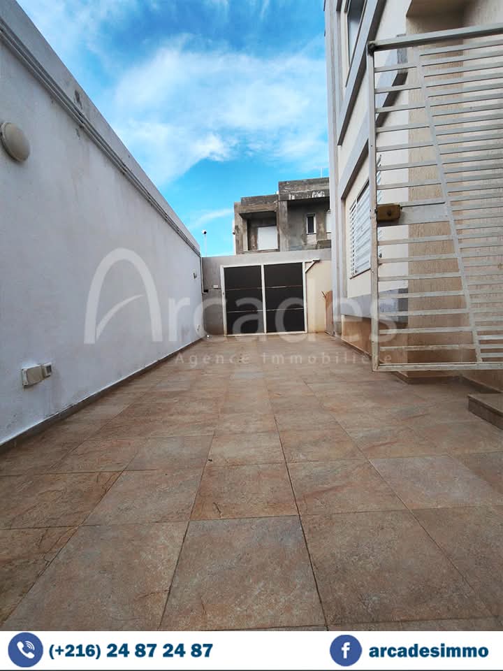 Monastir&nbsp;Monastir&nbsp;Location&nbsp;Appart. 3 pi�ces&nbsp;Prestigieux rdc ind�pendant s3 zone villas skanes