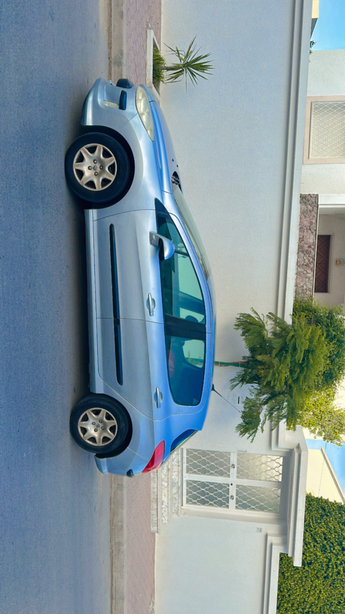 La Soukra&nbsp;Mosque Erraoudha&nbsp;Peugeot&nbsp;308&nbsp;Peugeot 308