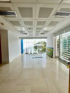 Bureaux & Commerces&nbsp;Bureau