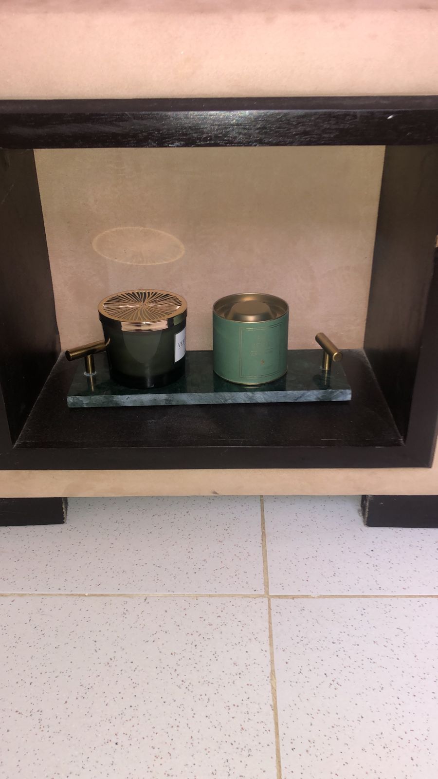 Bizerte Nord&nbsp;Cite El Korniche 1&nbsp;Salon - Salle � manger &nbsp;Salons&nbsp;Salon en tr�s bon �tat meubles 5 �toiles