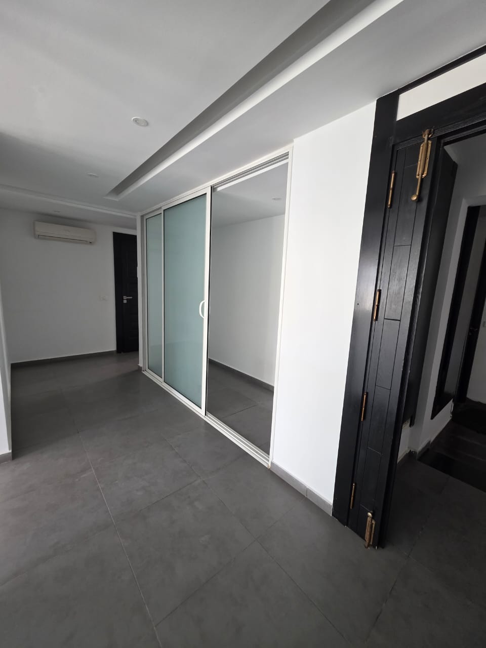 Ariana Ville&nbsp;Ariana&nbsp;Location&nbsp;Autre&nbsp;Bureau a loue