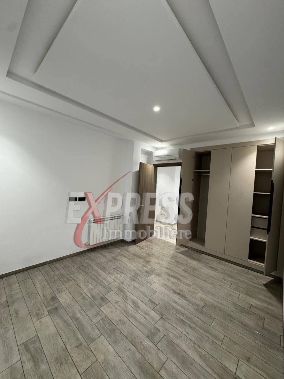 La Soukra&nbsp;La Soukra&nbsp;Location&nbsp;Appart. 4 pi�ces&nbsp;Un appartement s3 haut standing
