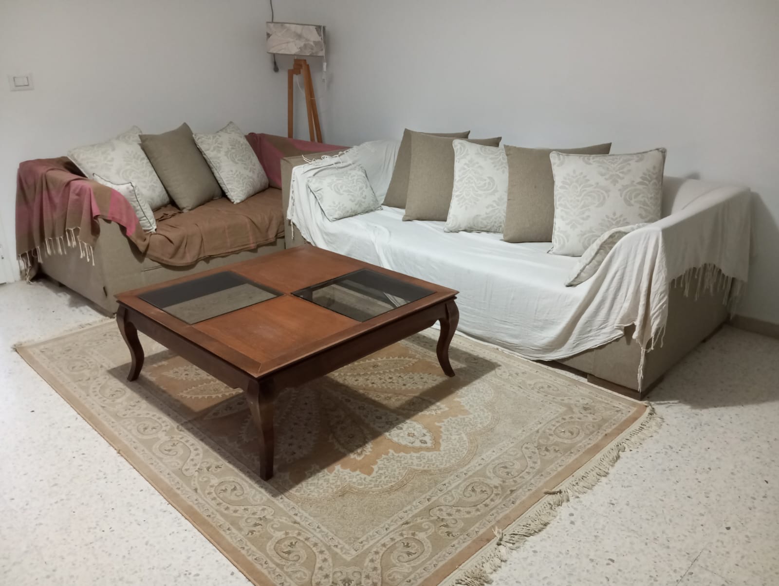 Raoued&nbsp;Raoued&nbsp;Salon - Salle � manger &nbsp;Salons&nbsp;Salon de 2 canap�s