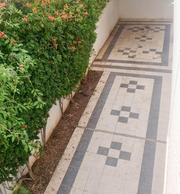 Location&nbsp;Duplex