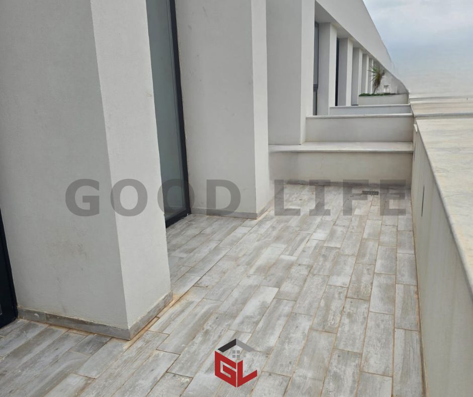 Ain Zaghouan&nbsp;Jardins de Carthage&nbsp;Bureaux & Commerces&nbsp;Bureau&nbsp;Bureau de standing avec terrasse de 46 m2 aux jdc