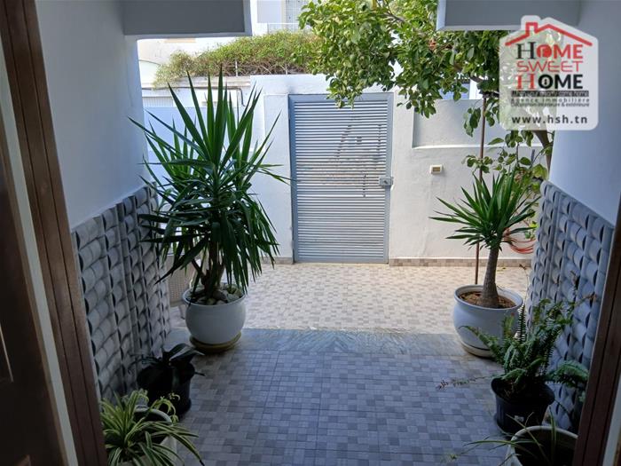 La Marsa&nbsp;Cite El Khalil&nbsp;Location&nbsp;Maisons&nbsp;Rdc de villa s1 meubl� omurad � cit� el khalil