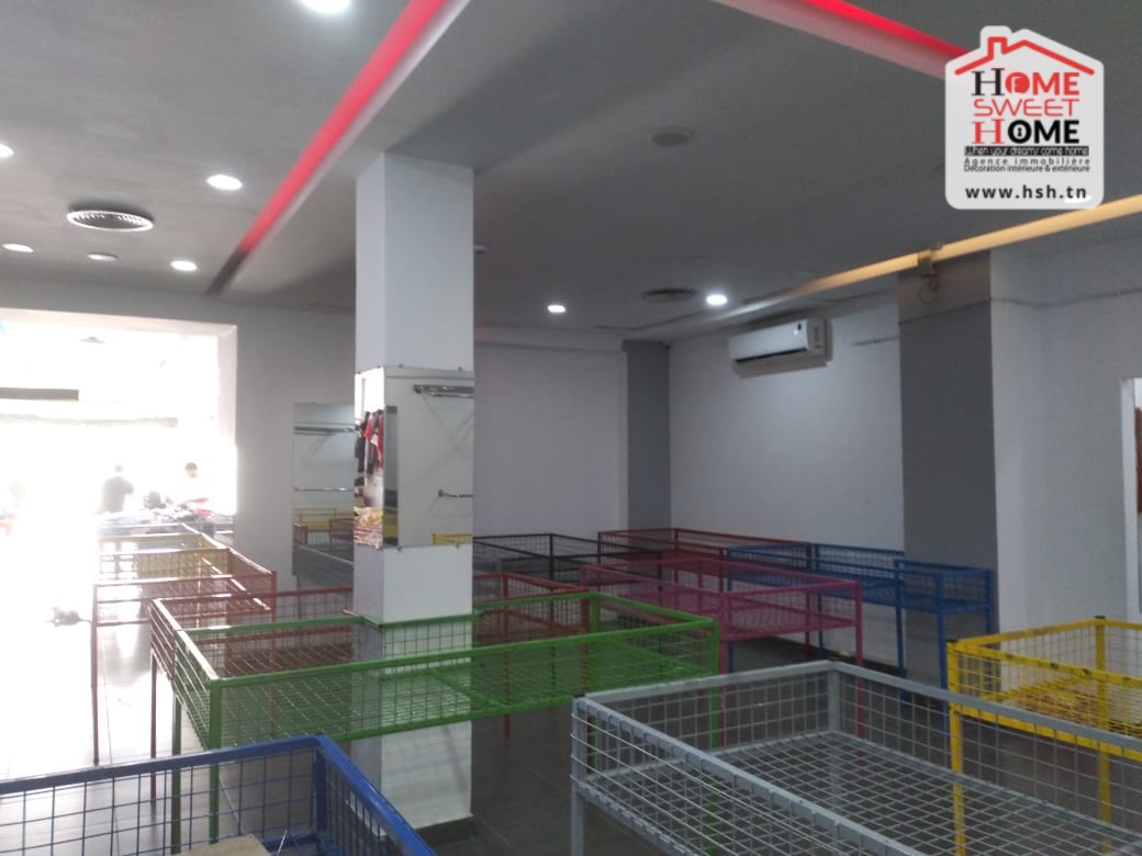 Bab Bhar&nbsp;Bab Bhar&nbsp;Bureaux & Commerces&nbsp;Surfaces&nbsp;Local daly � el passage