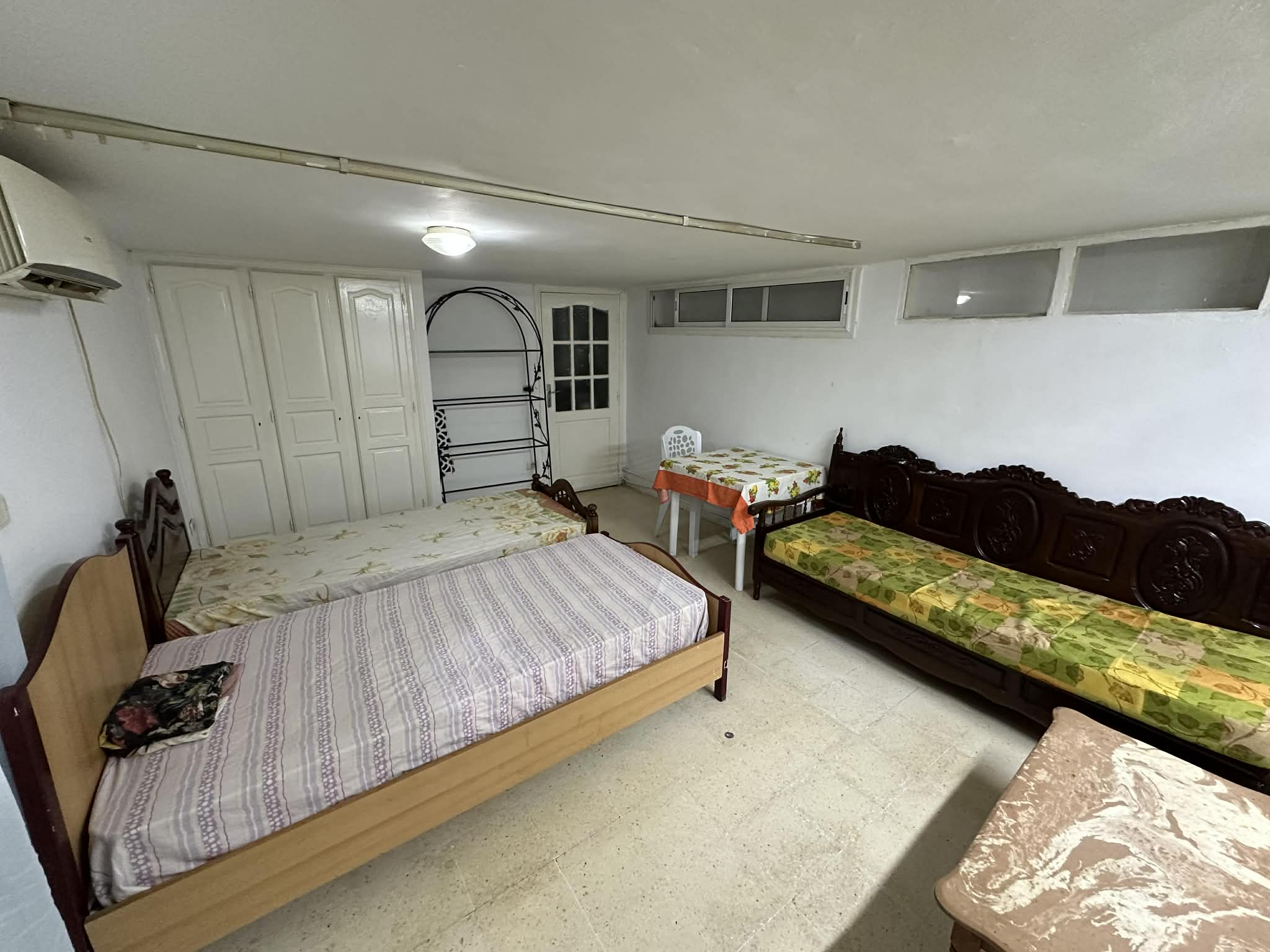 Ariana Ville&nbsp;Cite Ennasr 2&nbsp;Location&nbsp;Appart. 1 pi�ce&nbsp;Studio meubl� � ennasr 2 cot� lyc�e