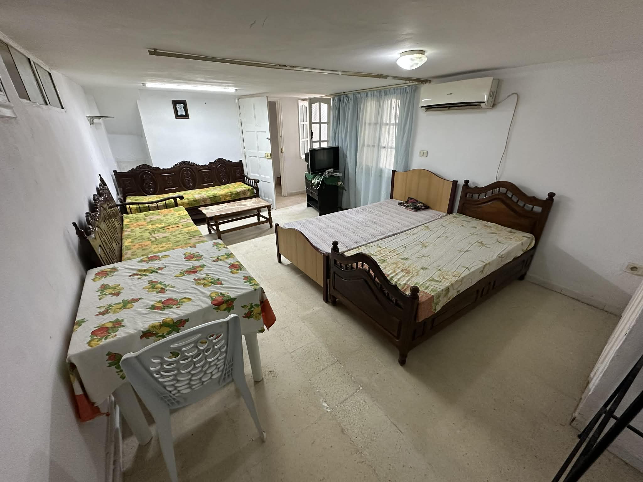 Ariana Ville&nbsp;Cite Ennasr 2&nbsp;Location&nbsp;Appart. 1 pi�ce&nbsp;Studio meubl� � ennasr 2 cot� lyc�e