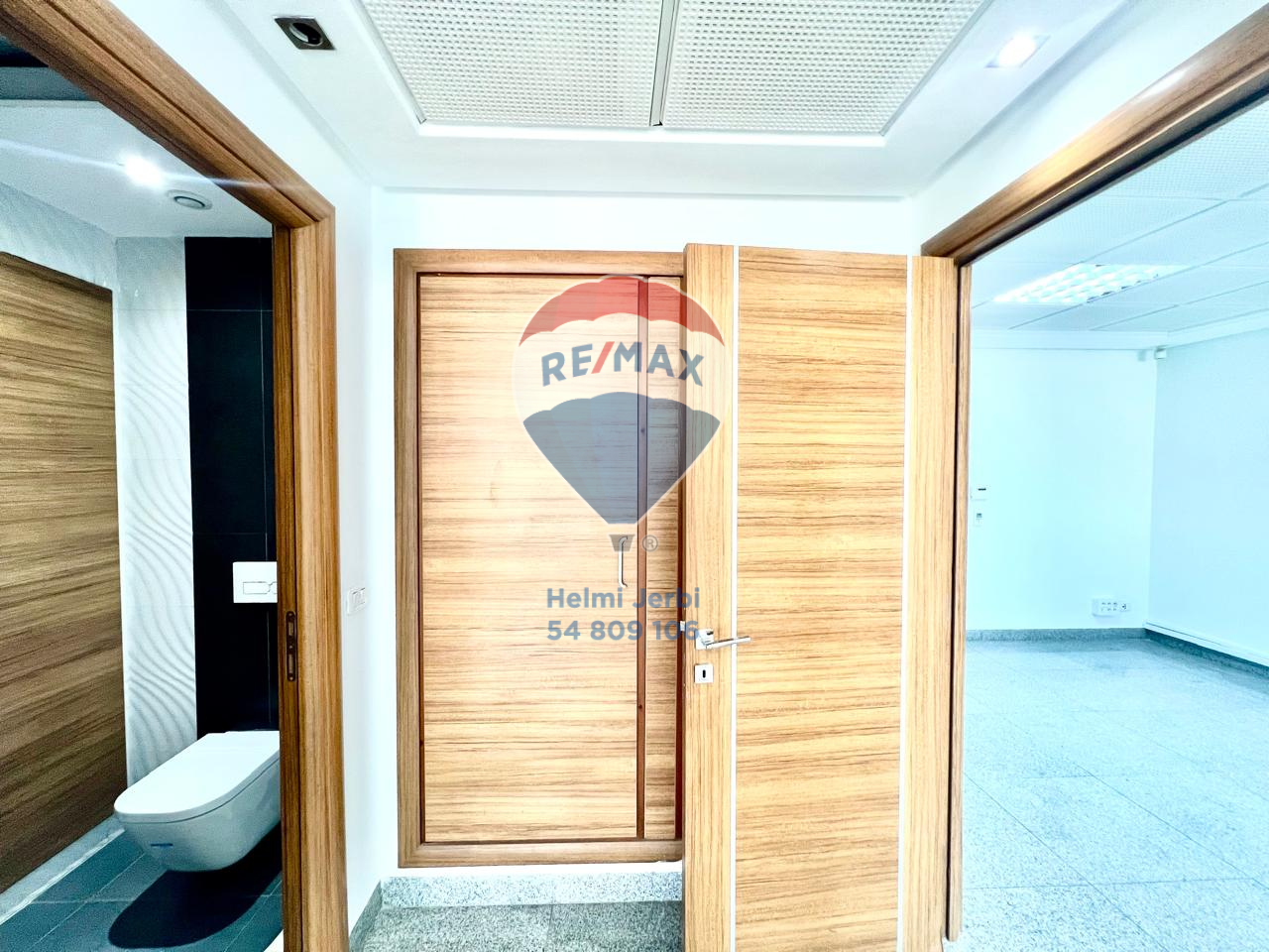 Cite El Khadra&nbsp;Zone urbaine nord&nbsp;Bureaux & Commerces&nbsp;Bureau&nbsp;Bureau h2 au centre urbain