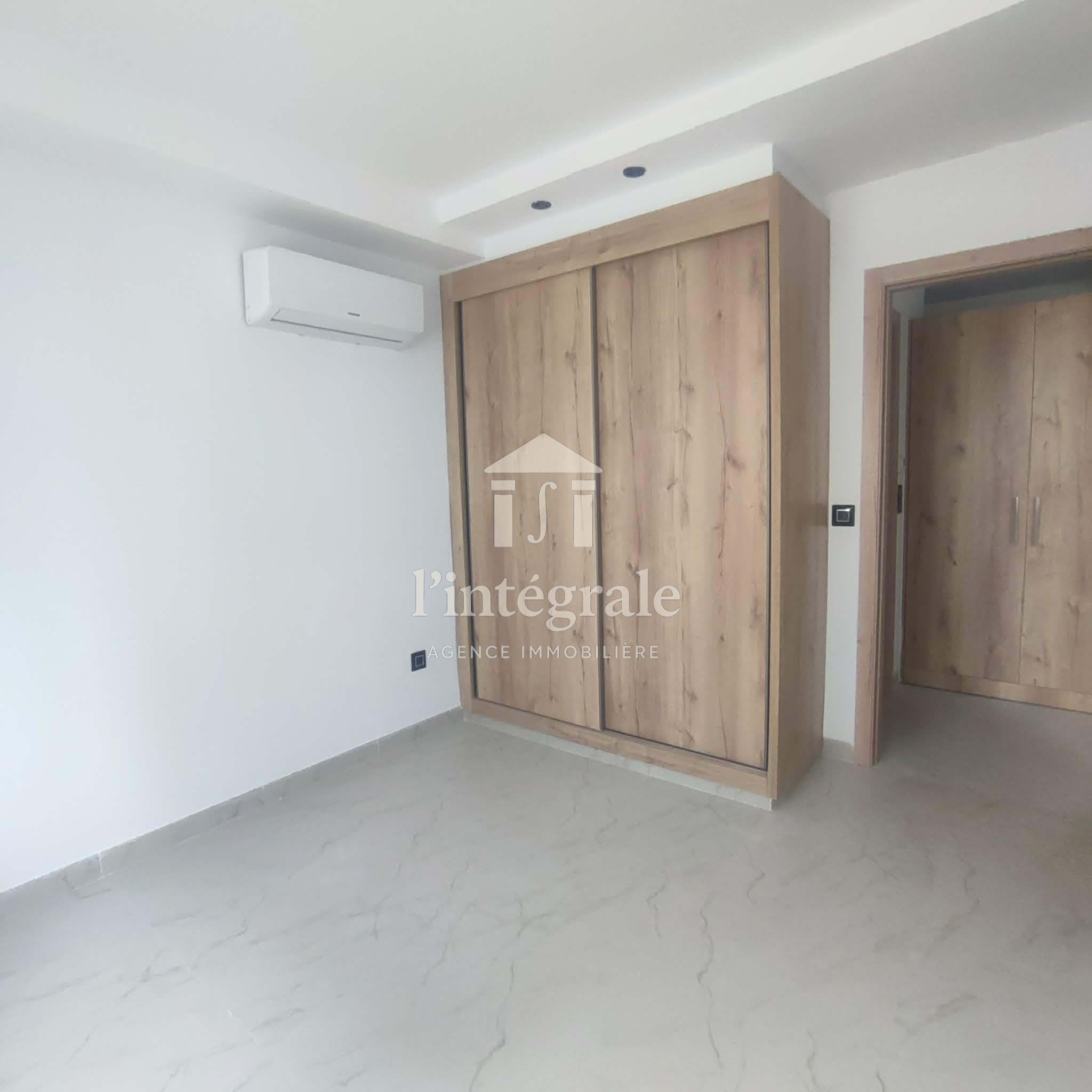 El Menzah&nbsp;El Menzah 9&nbsp;Location&nbsp;Appart. 2 pi�ces&nbsp;S1 jamais habit�