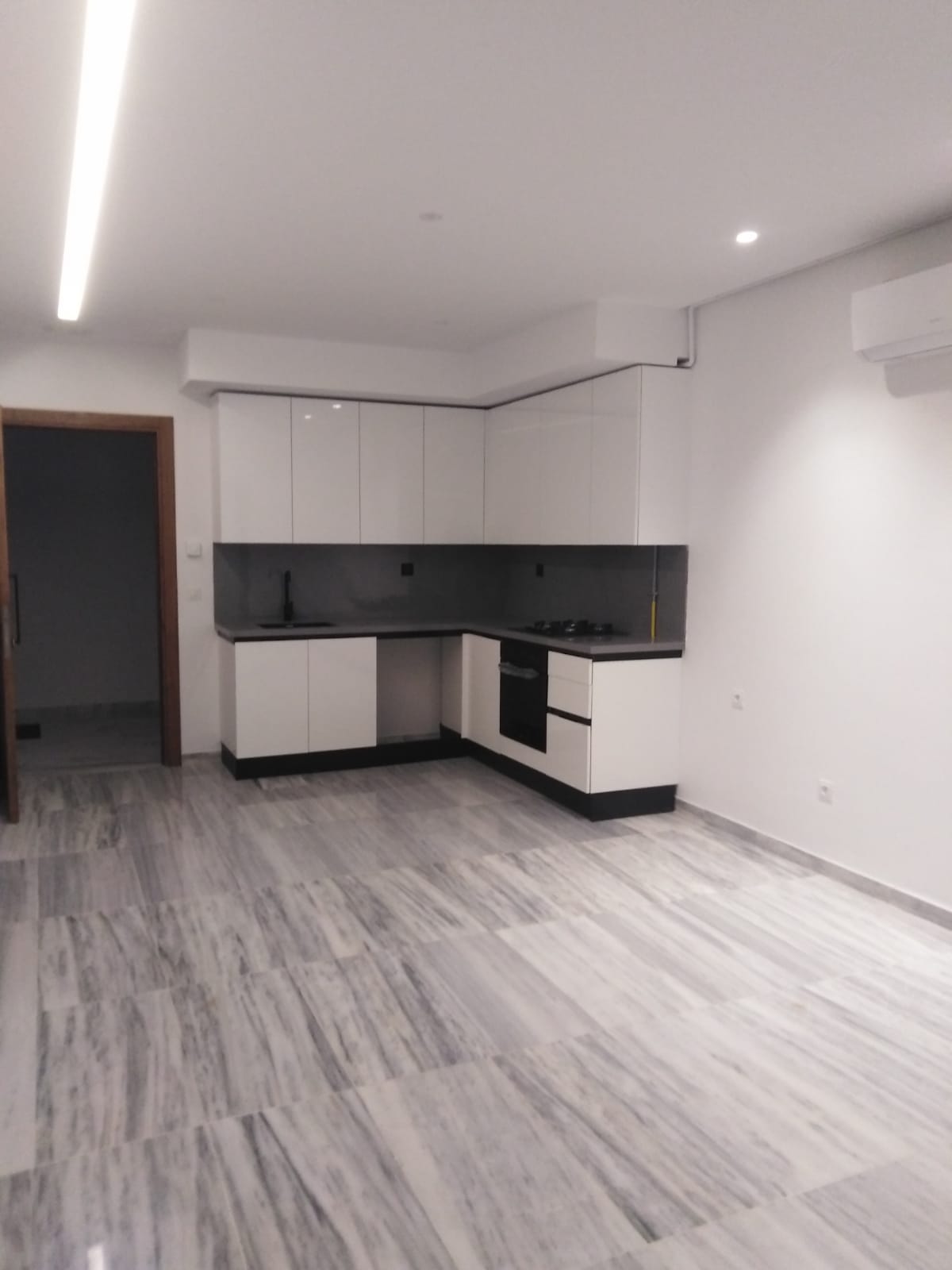 La Marsa&nbsp;El Aouina&nbsp;Vente&nbsp;Appart. 1 pi�ce&nbsp;Appartement s1