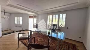 Mnihla&nbsp;Jardins d'el Menzah&nbsp;Vente&nbsp;Maisons&nbsp;Triplex de 300m2  menzah 9c