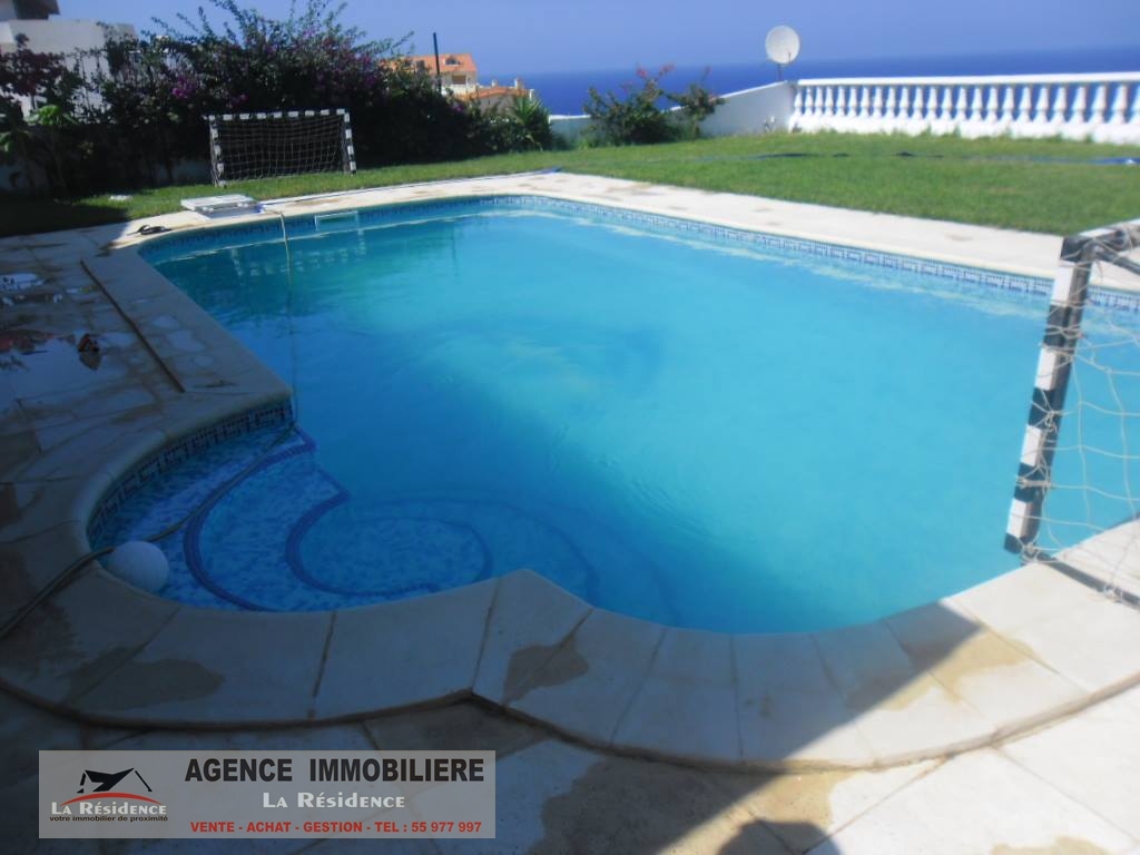 Bizerte Nord&nbsp;Bizerte&nbsp;Location&nbsp;Appart. 4 pi�ces&nbsp;Une villa  vue sur mer meubl� � la grotte