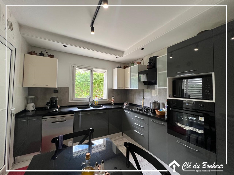 La Soukra&nbsp;Chotrana 1&nbsp;Vente&nbsp;Appart. 3 pi�ces&nbsp;Superbe appartement s3 avec grand jardin