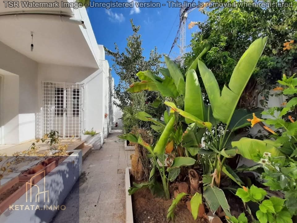 Ariana Ville&nbsp;Cite Ennouzha&nbsp;Vente&nbsp;Maisons&nbsp;Cite ennozha vnt villa