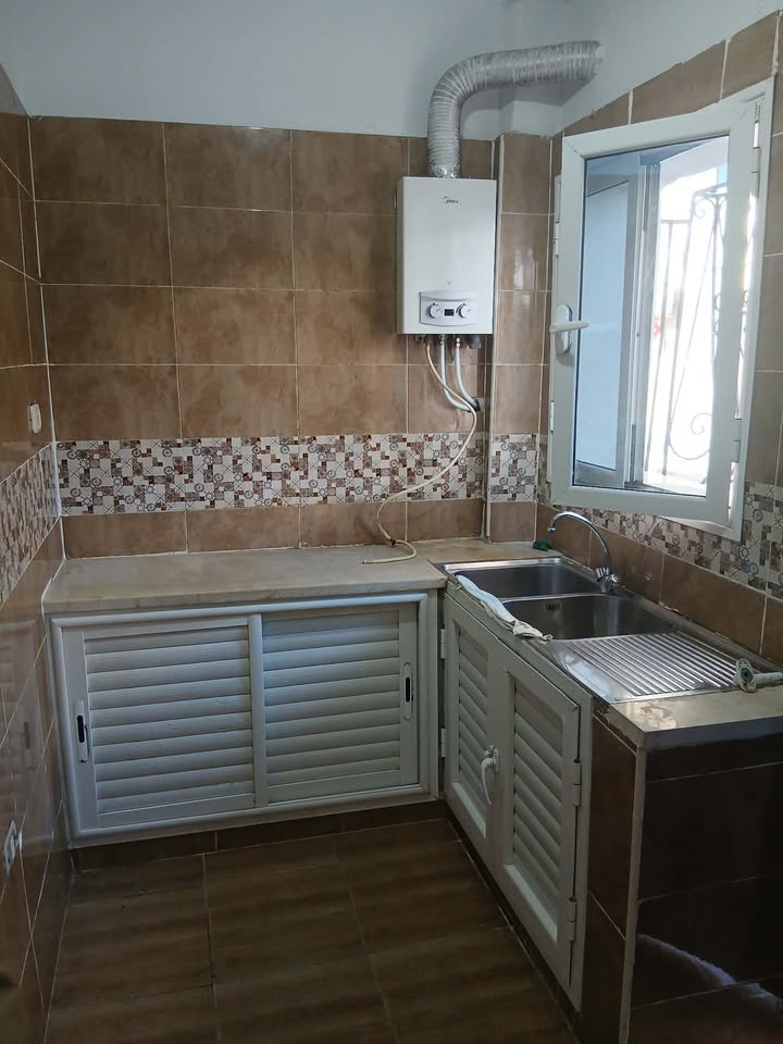 El Mourouj&nbsp;El Mourouj&nbsp;Location&nbsp;Autre&nbsp;Rdc d'un studio  mrj 3