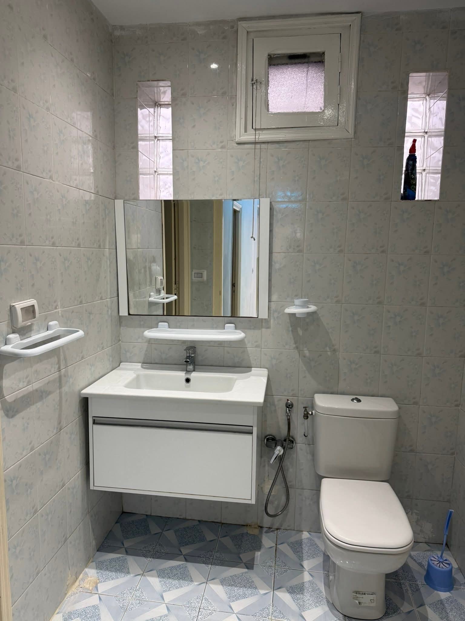 El Mourouj&nbsp;El Mourouj&nbsp;Location&nbsp;Appart. 3 pi�ces&nbsp;Etgar de villa ind�pendant m 1