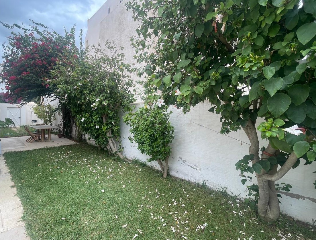 Hammamet&nbsp;Hammamet&nbsp;Location&nbsp;Appart. 4 pi�ces&nbsp;Villa s4 a hammamet sud