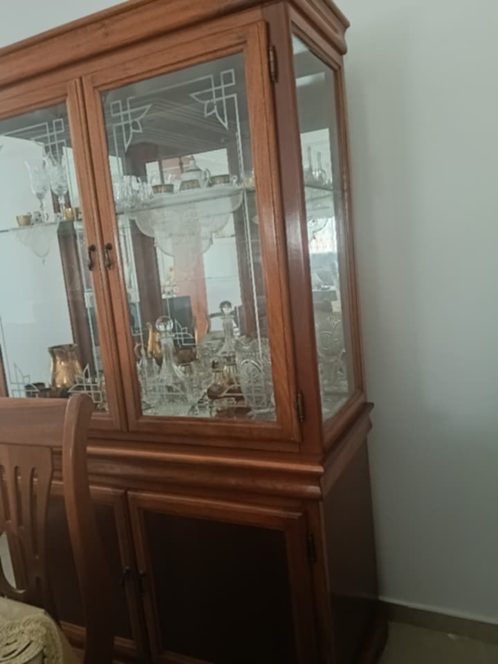 Mannouba&nbsp;La Mannouba&nbsp;Salon - Salle � manger &nbsp;Salle � manger&nbsp;Salle � manger table bahut et argenti�re