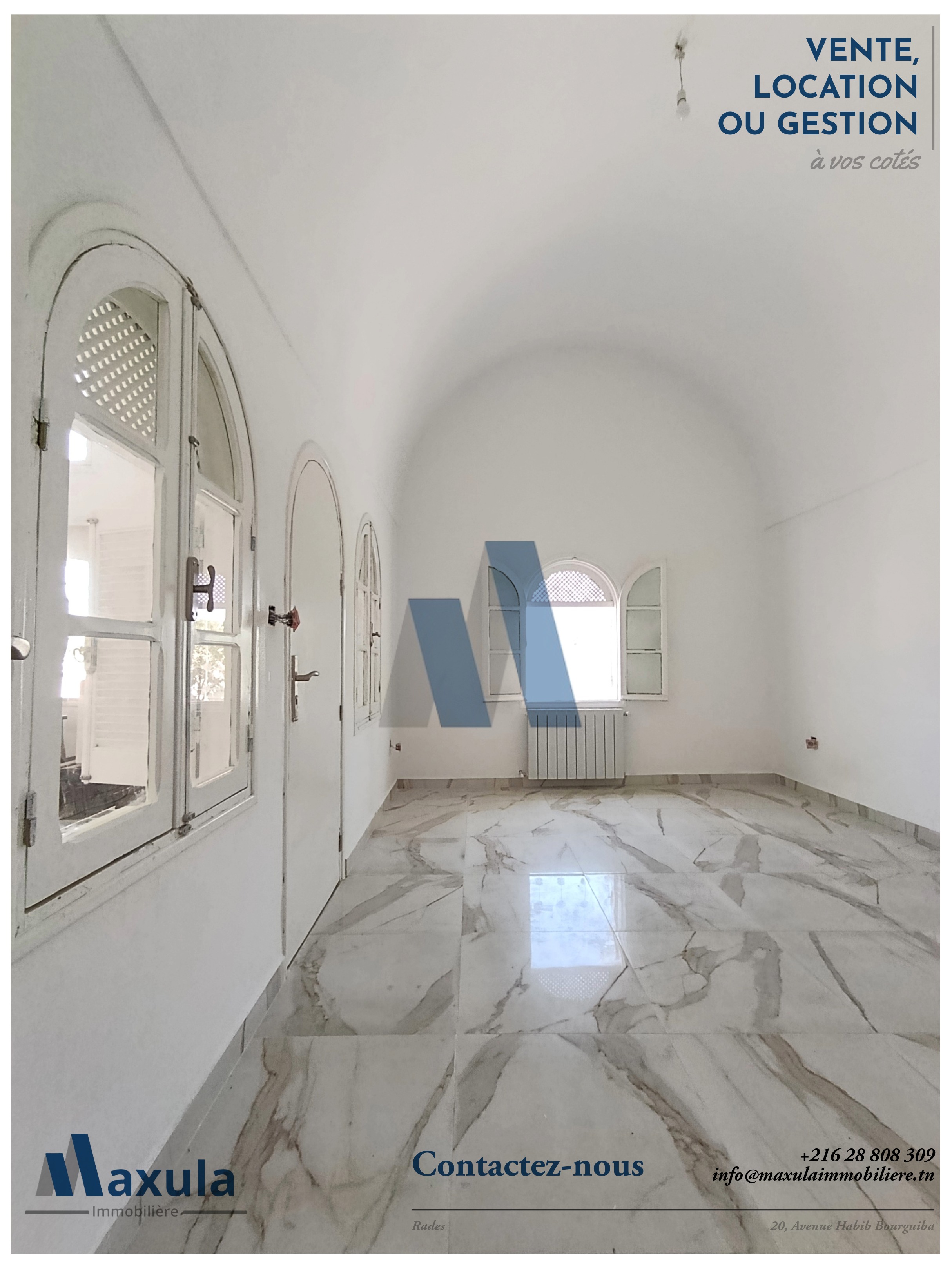 Rades&nbsp;Rades Plage&nbsp;Bureaux & Commerces&nbsp;Bureau&nbsp;Villa s4 bureautique face a la mer de rades