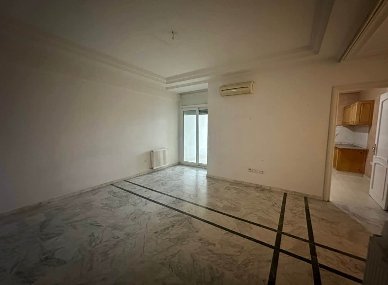 Ariana Ville&nbsp;El Menzah 7&nbsp;Vente&nbsp;Appart. 4 pi�ces&nbsp;S3 330 md menzah 7bis