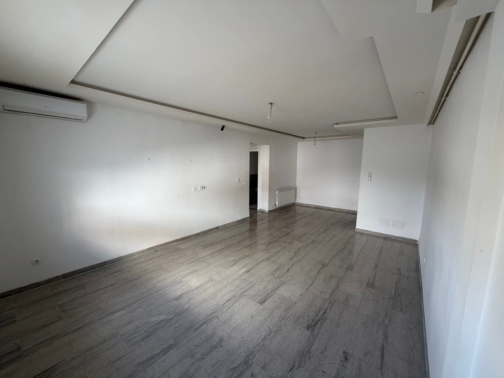 Ariana Ville&nbsp;Riadh Landlous&nbsp;Location&nbsp;Appart. 4 pi�ces&nbsp;S3 riadh andalous 1400d