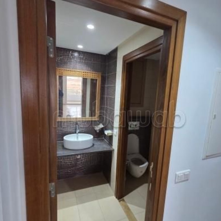 Ariana Ville&nbsp;Cite Ennasr 2&nbsp;Location&nbsp;Appart. 5 pi�ces+&nbsp;S4 2800 d ennasr 2