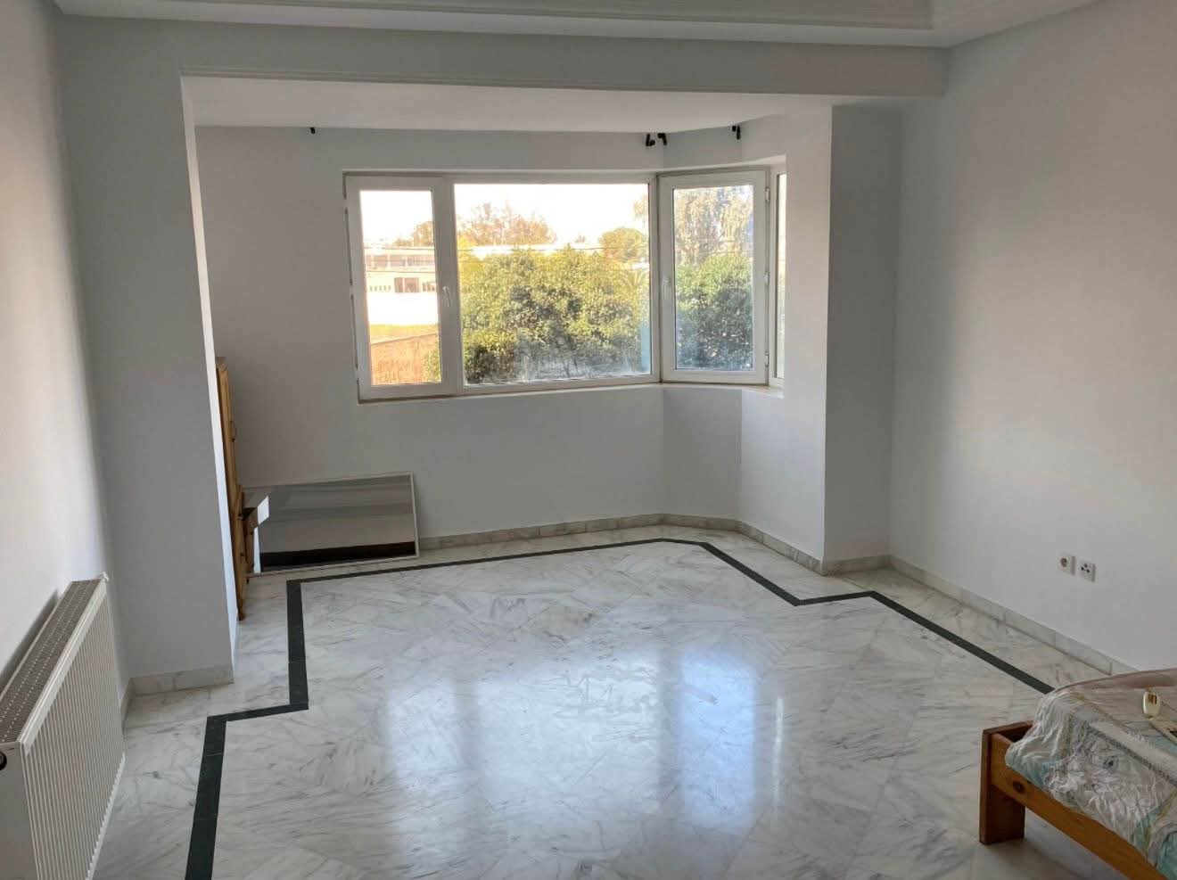 Ariana Ville&nbsp;Borj El Baccouche&nbsp;Location&nbsp;Appart. 2 pi�ces&nbsp;S2 1200d borj baccouche