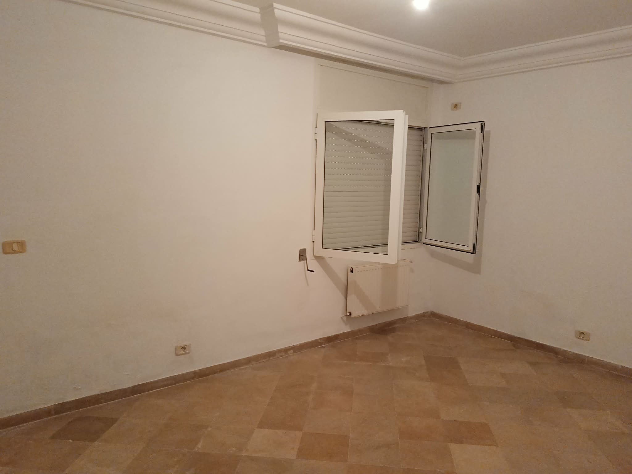 Ain Zaghouan&nbsp;Ain Zaghouan&nbsp;Location&nbsp;Appart. 2 pi�ces&nbsp;Cit� wahat