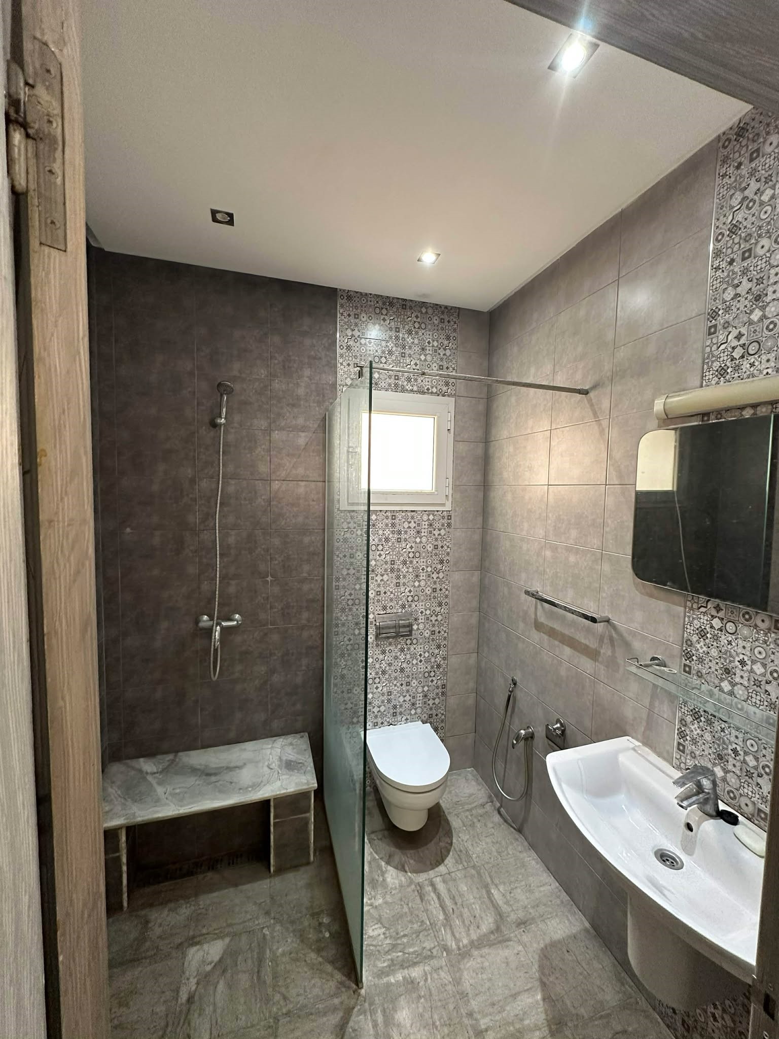 Ben Arous&nbsp;Ben Arous&nbsp;Location&nbsp;Appart. 2 pi�ces&nbsp;Un appartement s2 hs � ben arous