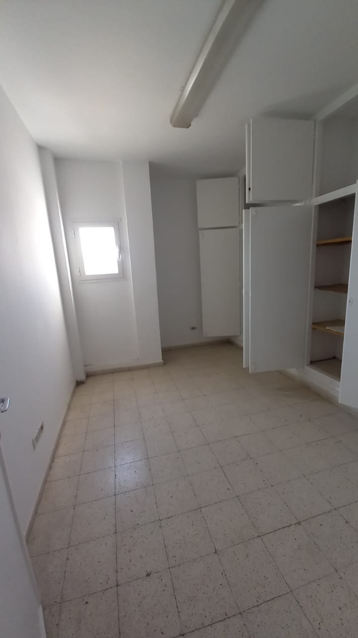 Ariana Ville&nbsp;Ariana&nbsp;Bureaux & Commerces&nbsp;Bureau&nbsp;Al bureau s4 ariana ville