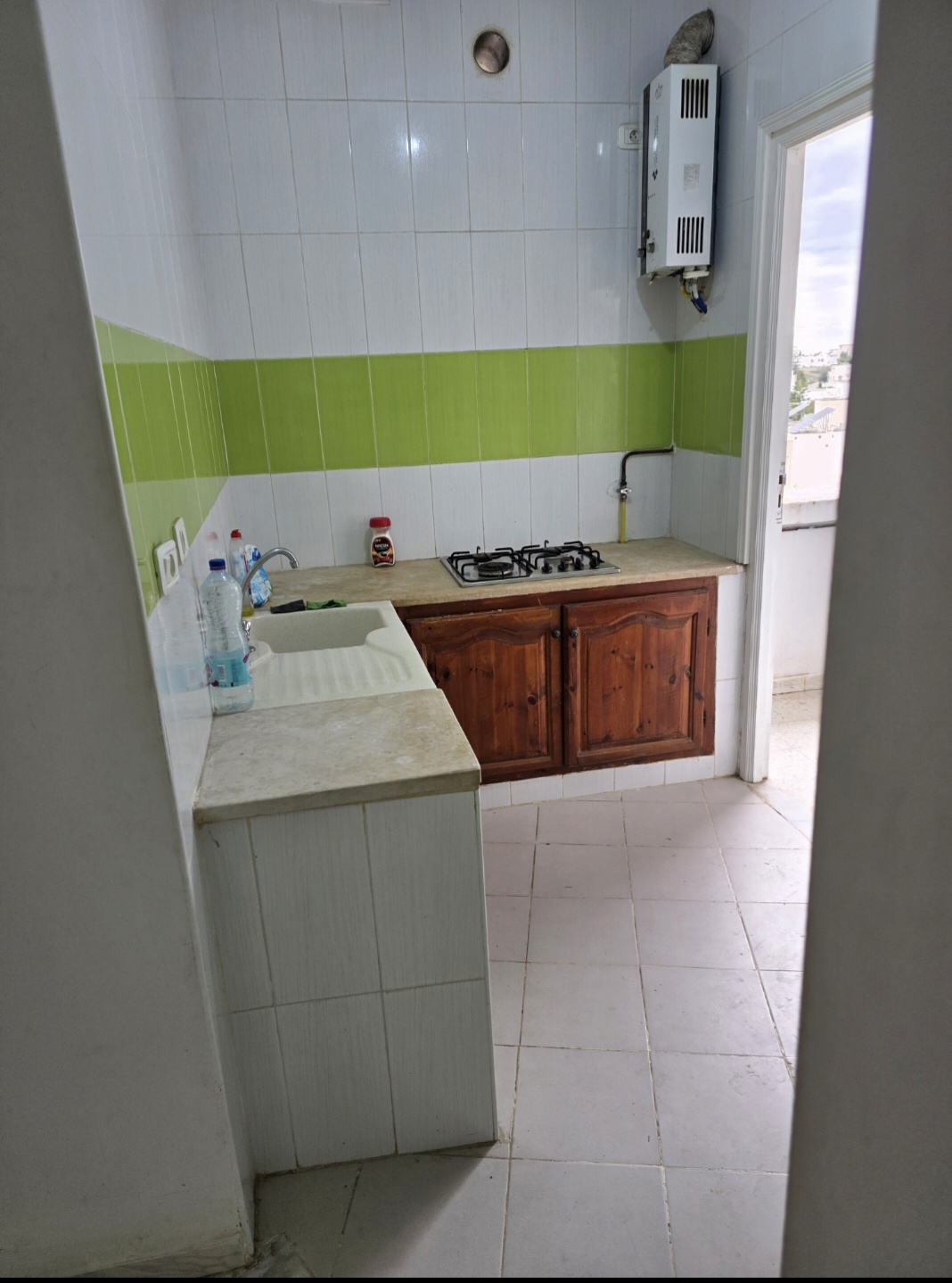 El Menzah&nbsp;El Manar 1&nbsp;Location&nbsp;Appart. 2 pi�ces&nbsp;Etage de villa manar1 10 min de campus