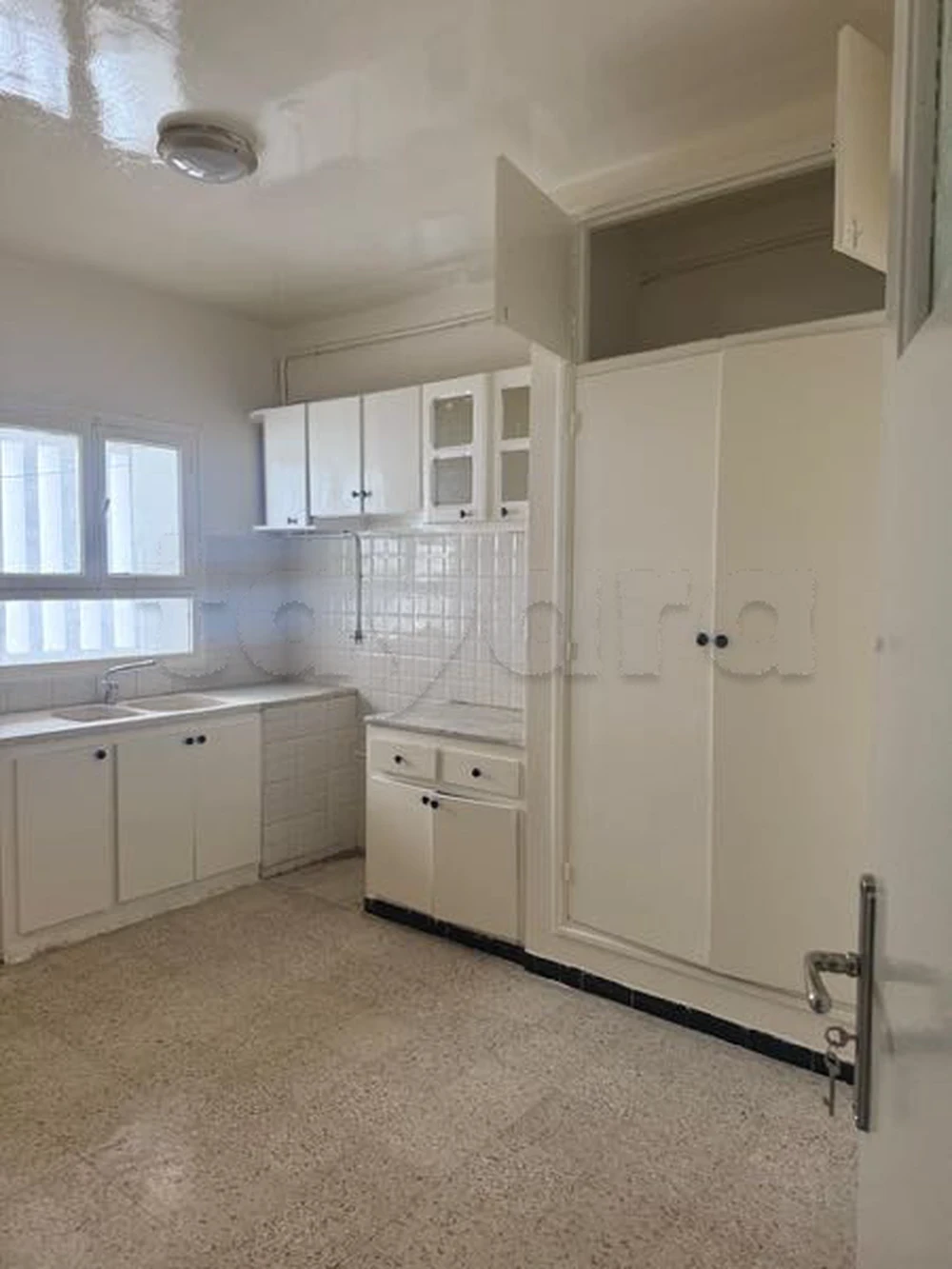 El Menzah&nbsp;El Manar 1&nbsp;Location&nbsp;Appart. 2 pi�ces&nbsp;S2 manar2 c�t� colis� soula