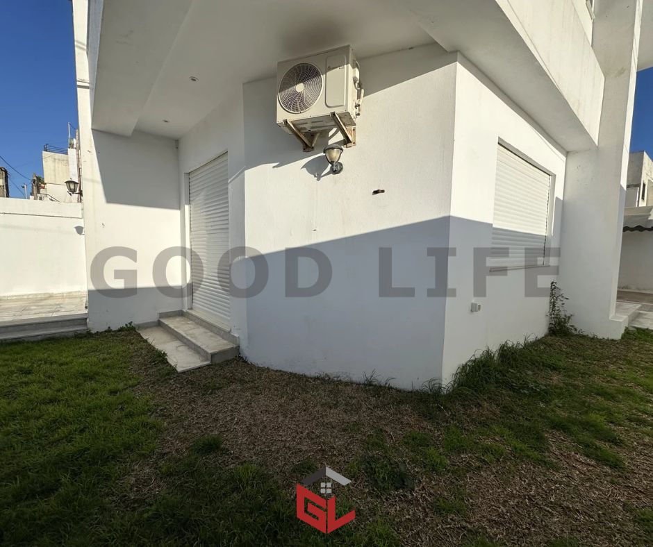 La Marsa&nbsp;Gammart&nbsp;Location&nbsp;Maisons&nbsp;Villa jumel�e avec jardin � gammarth