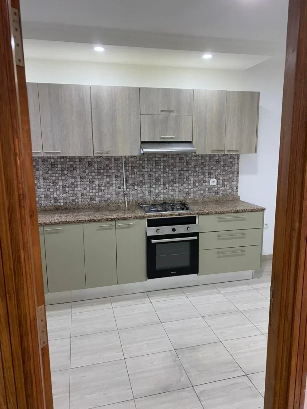 La Marsa&nbsp;Cite Bhar Lazreg&nbsp;Location&nbsp;Appart. 2 pi�ces&nbsp;S plus 2 de haut standing