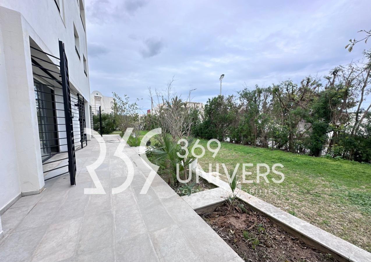 La Marsa&nbsp;Cite Du Stade&nbsp;Location&nbsp;Appart. 4 pi�ces&nbsp;Appartement avec terrasse � la marsa ref ra164