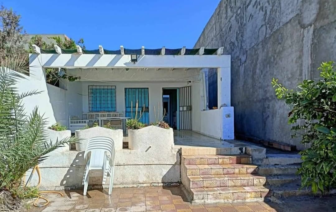 Hammam El Ghezaz&nbsp;Ezzahra&nbsp;Vente&nbsp;Maisons&nbsp;Maison  � 20m de la plage  hammam ghzez
