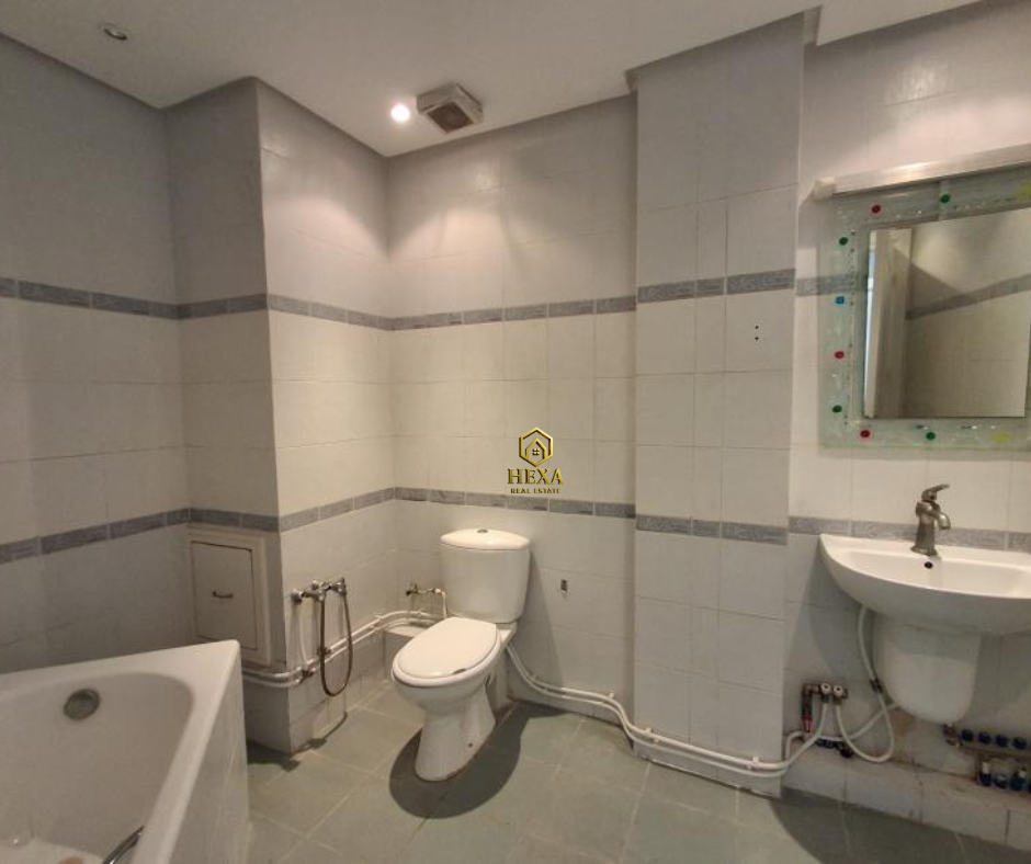 La Marsa&nbsp;Berge Du Lac&nbsp;Location&nbsp;Appart. 4 pi�ces&nbsp;Appartement s3 � usage bureautique au lac 1