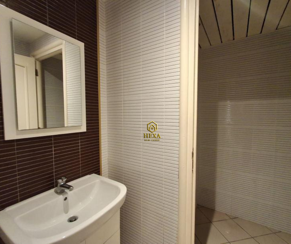 La Marsa&nbsp;Berge Du Lac&nbsp;Location&nbsp;Surfaces&nbsp;Hall 2 au lac 1 avec balcon