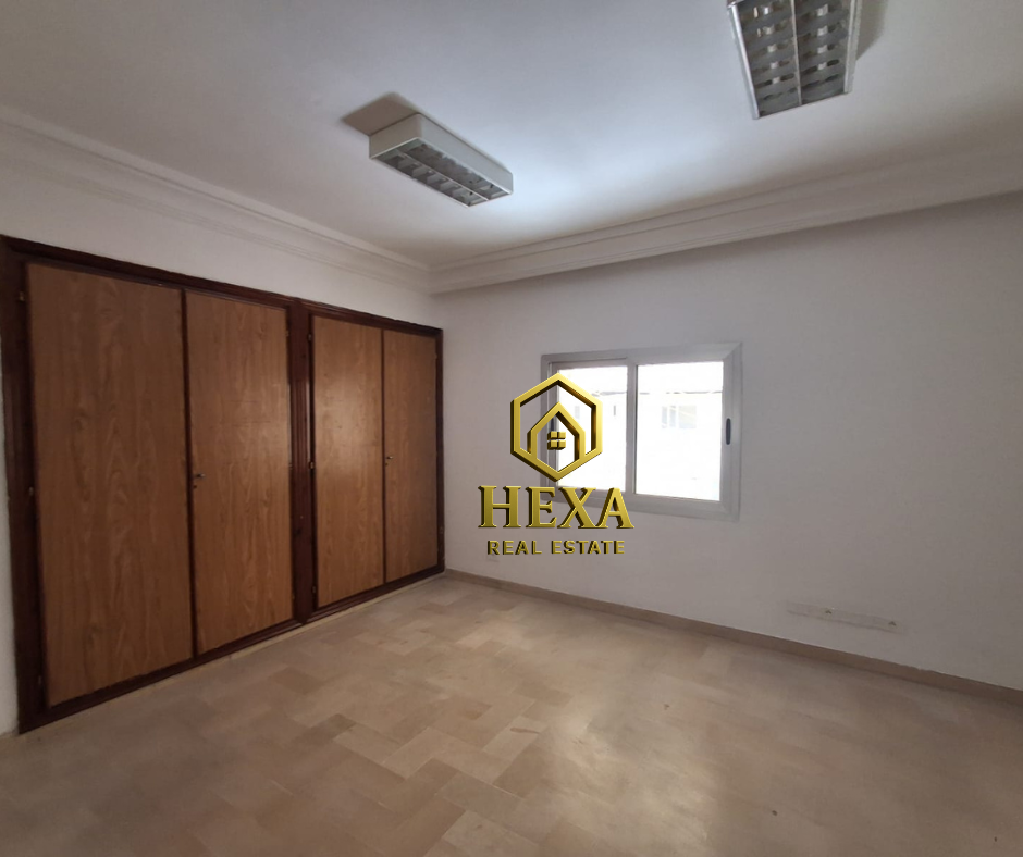 La Marsa&nbsp;Berge Du Lac&nbsp;Location&nbsp;Surfaces&nbsp;Appartement h9 � usage bureautique au lac 1