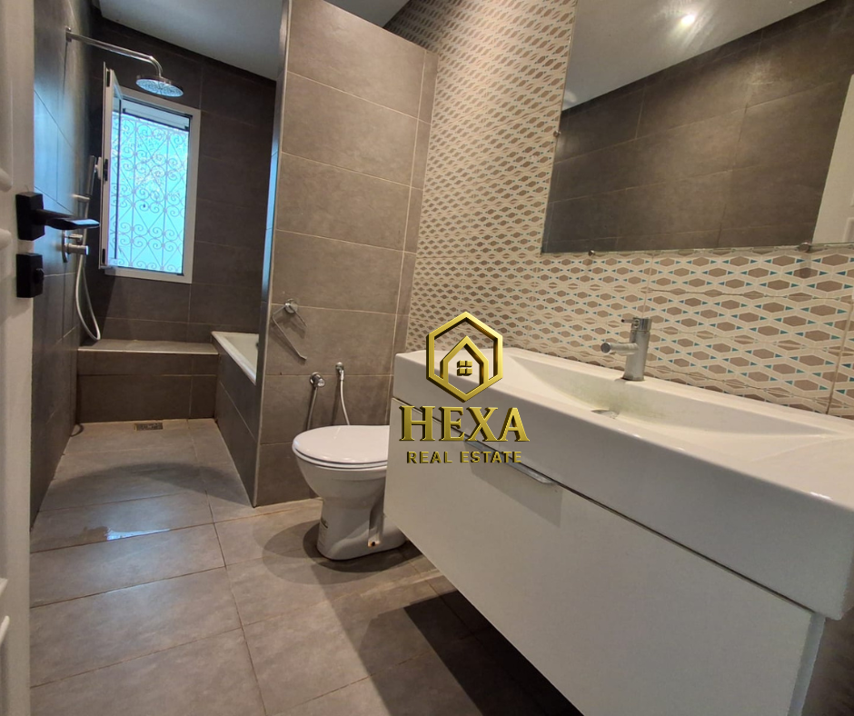 La Marsa&nbsp;Gammart&nbsp;Location&nbsp;Maisons&nbsp;Villa s5 avec piscine et jardin a gammarth