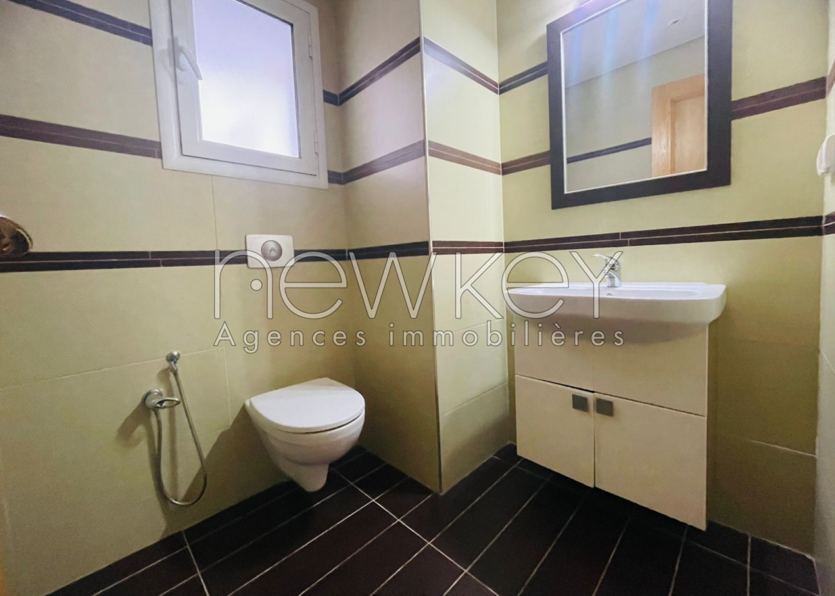 La Marsa&nbsp;Sidi Daoud&nbsp;Location&nbsp;Appart. 4 pi�ces&nbsp;S3 � la marsa stade