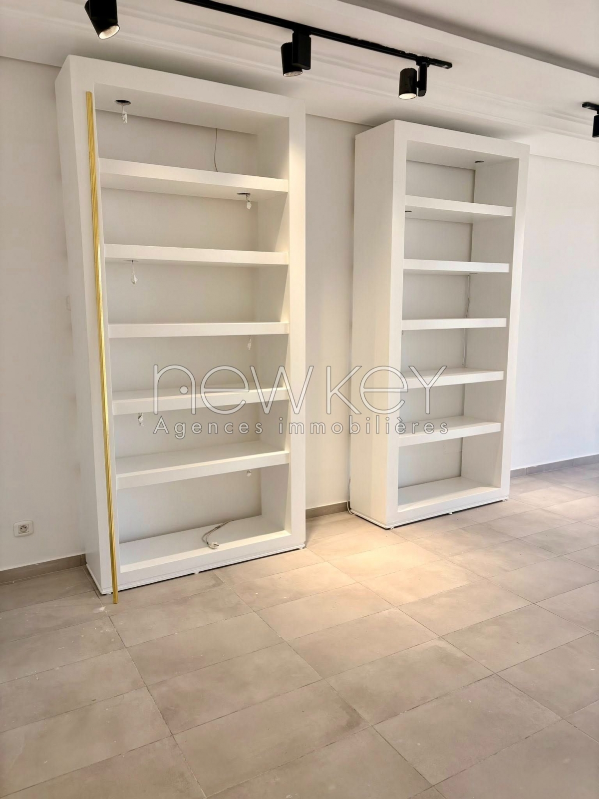 Location&nbsp;Surfaces