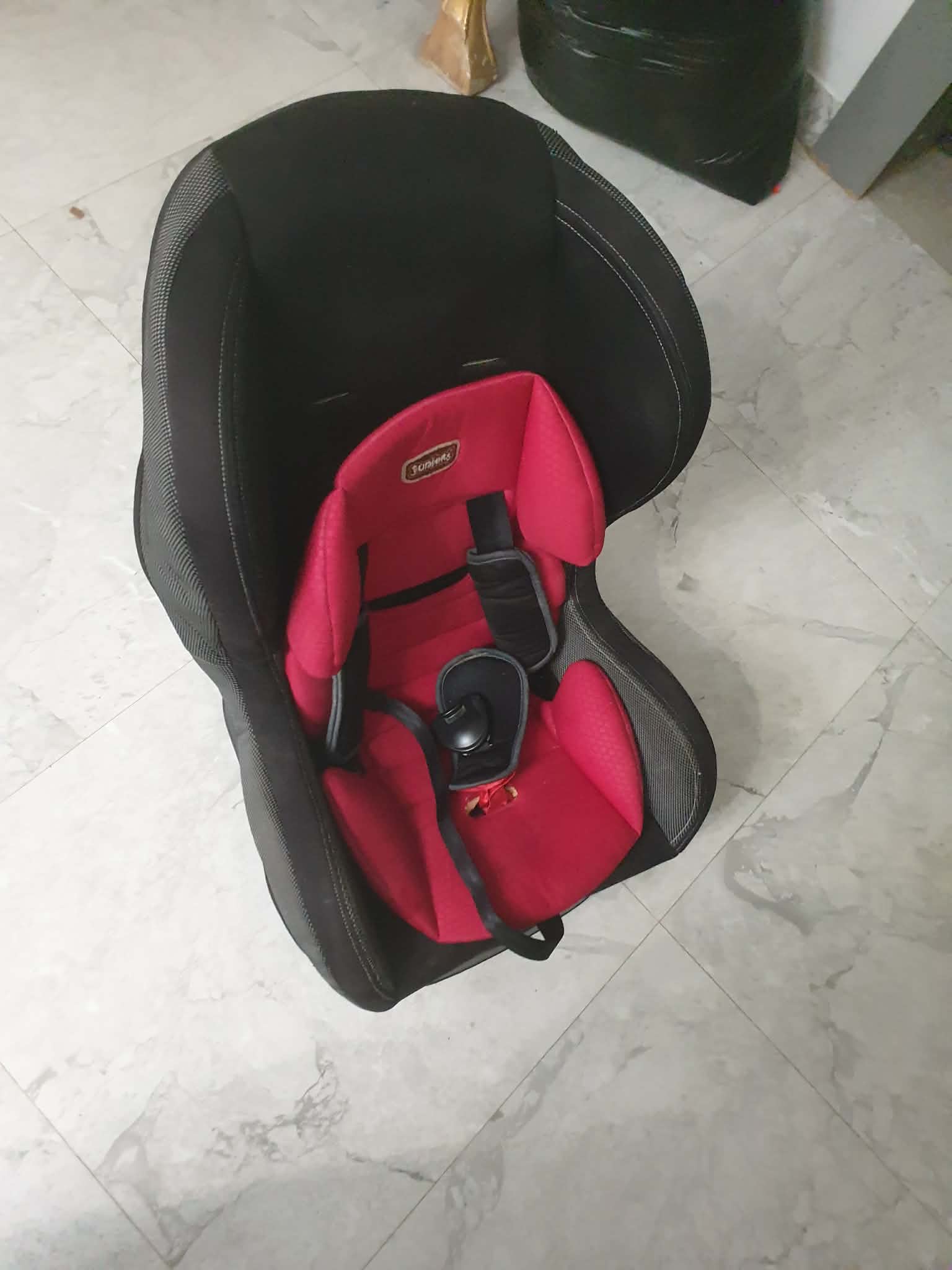 Gafsa Sud&nbsp;Gafsa Cite Ennour&nbsp;Autres&nbsp;Autre&nbsp;Chaise pour enfant