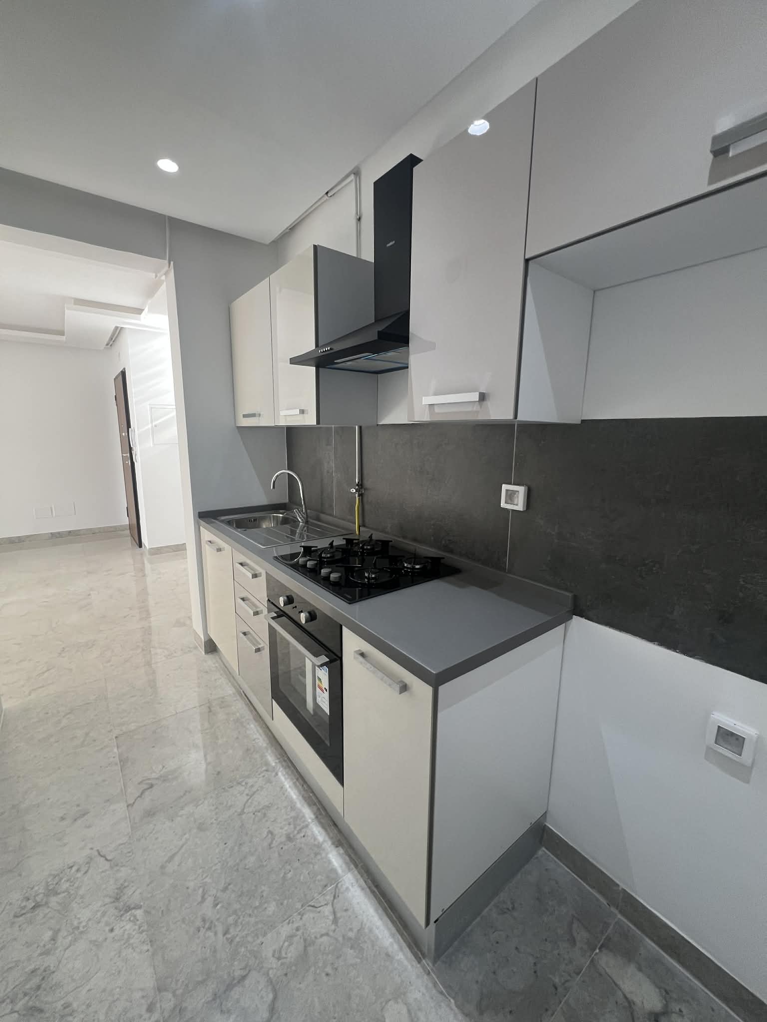 Ain Zaghouan&nbsp;Ain Zaghouan&nbsp;Location&nbsp;Appart. 1 pi�ce&nbsp;Appartement