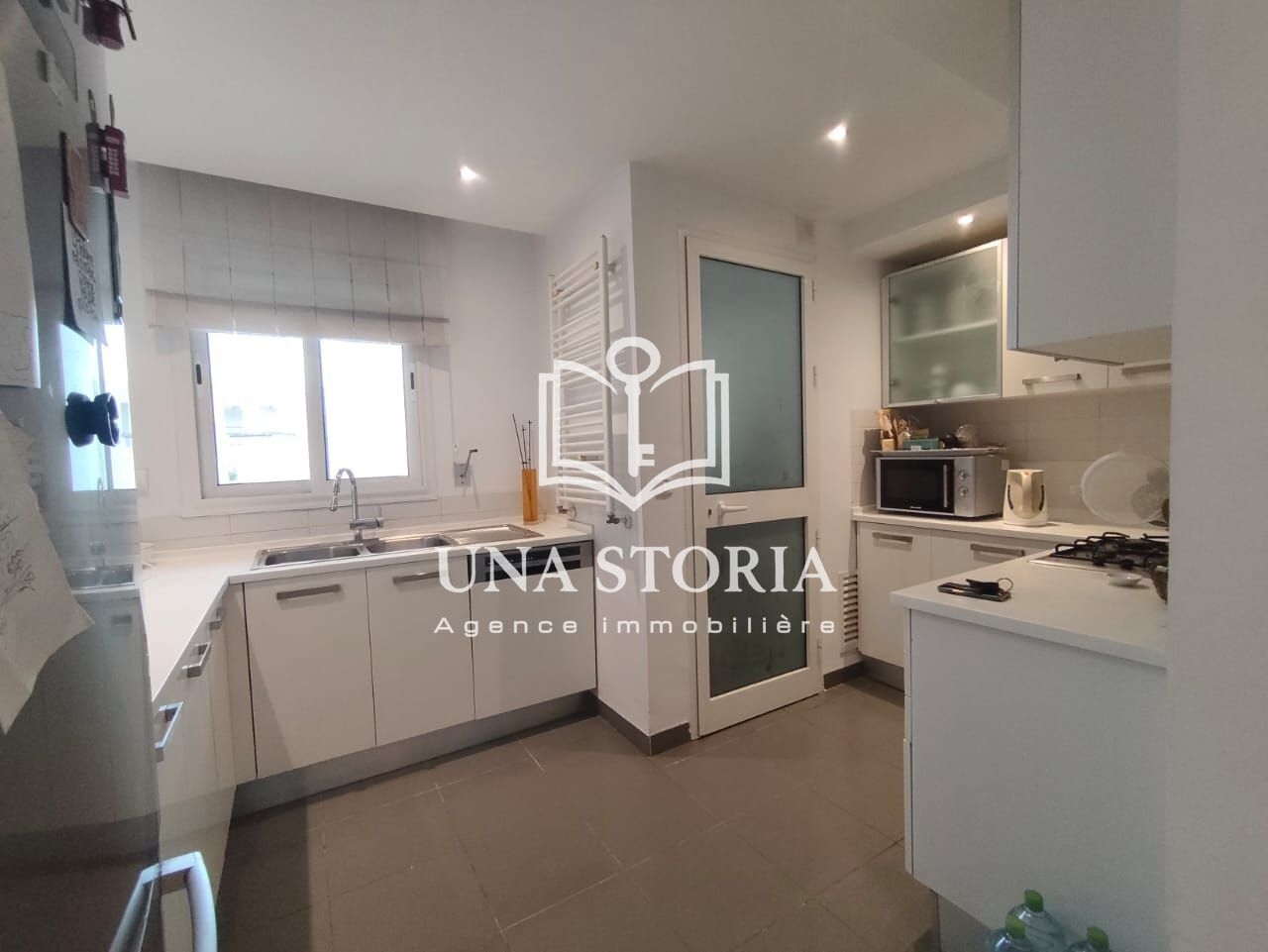 La Marsa&nbsp;El Aouina&nbsp;Location&nbsp;Appart. 3 pi�ces&nbsp;App s plus 2 meubl� � lac 2