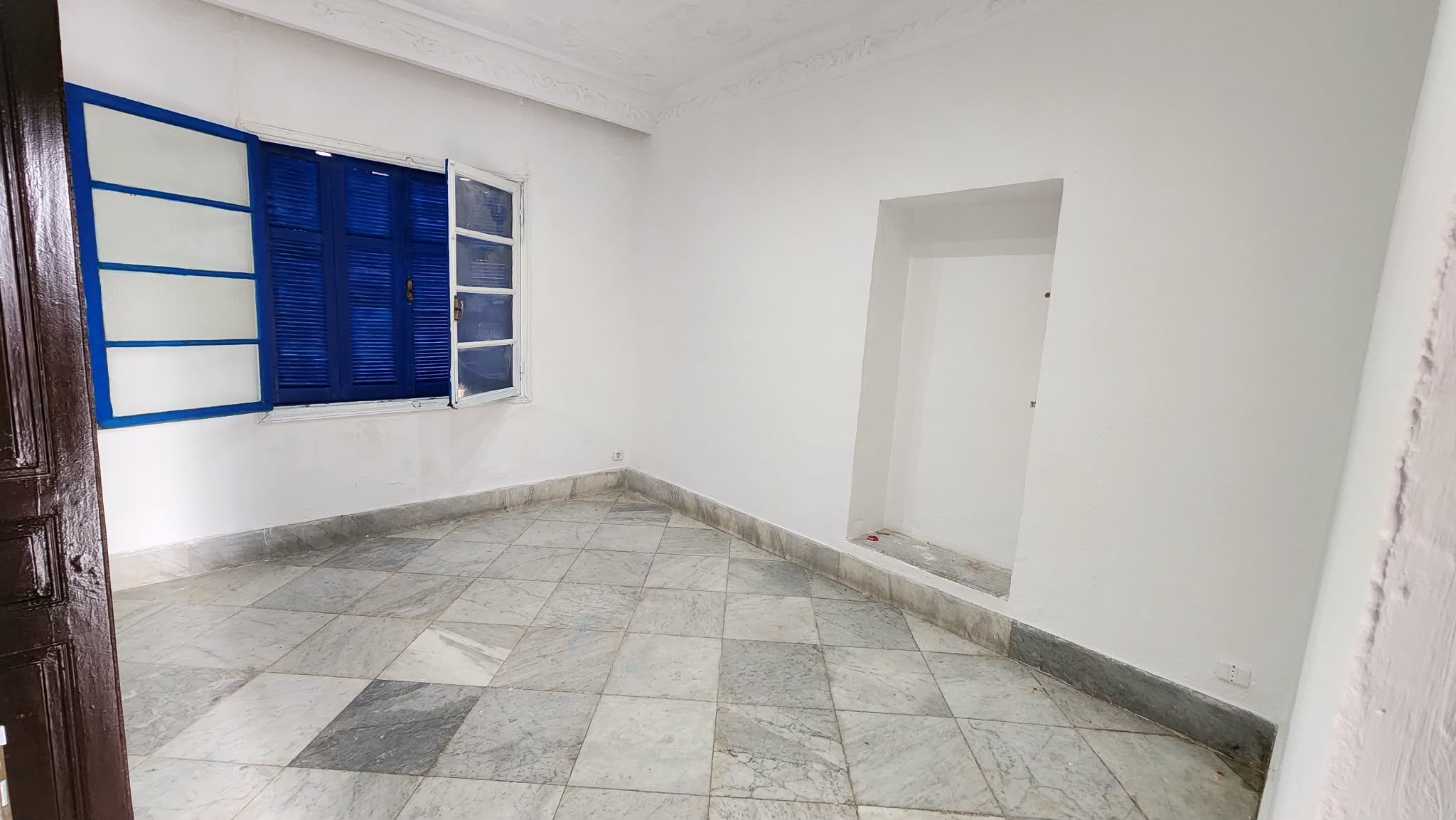 Bab Bhar&nbsp;Bab El Jazira&nbsp;Location&nbsp;Appart. 3 pi�ces&nbsp;Appartement s3 rue el jazira